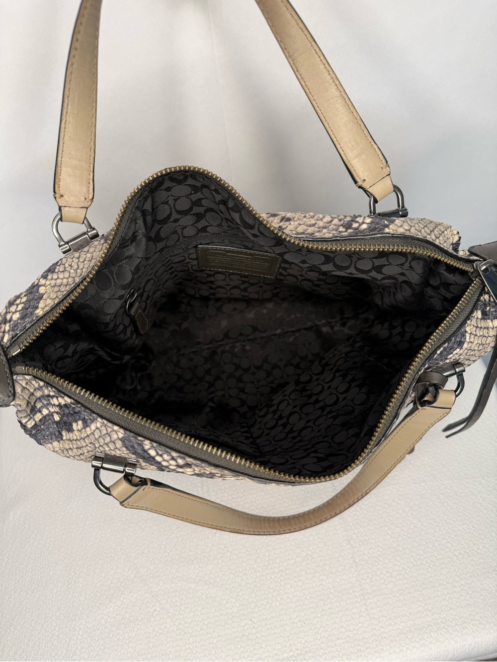 Coach Snake-Embossed Leather Beige and Black Hand Bag - Picture 8 of 12